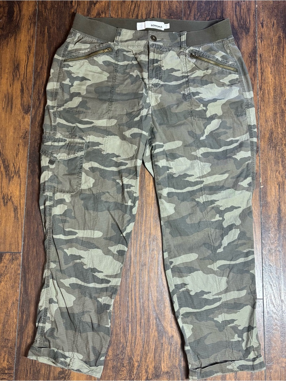 Sonoma Women’s Camo Cargo Pants - Olive Green Size 12
